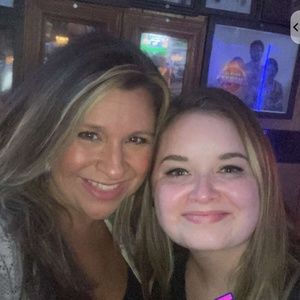 Meet your Posher, Alexandria